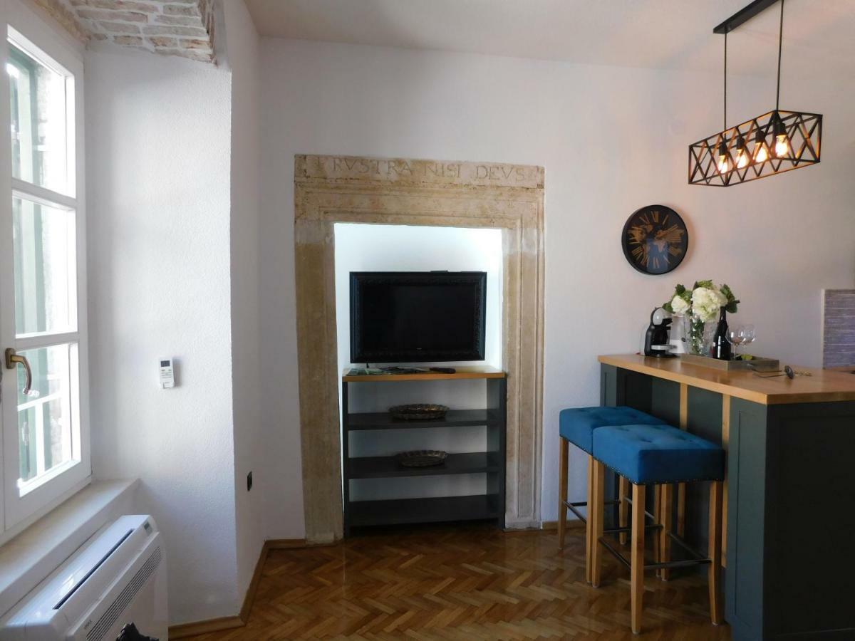 P.S. Cattaro Apartments Екстер'єр фото